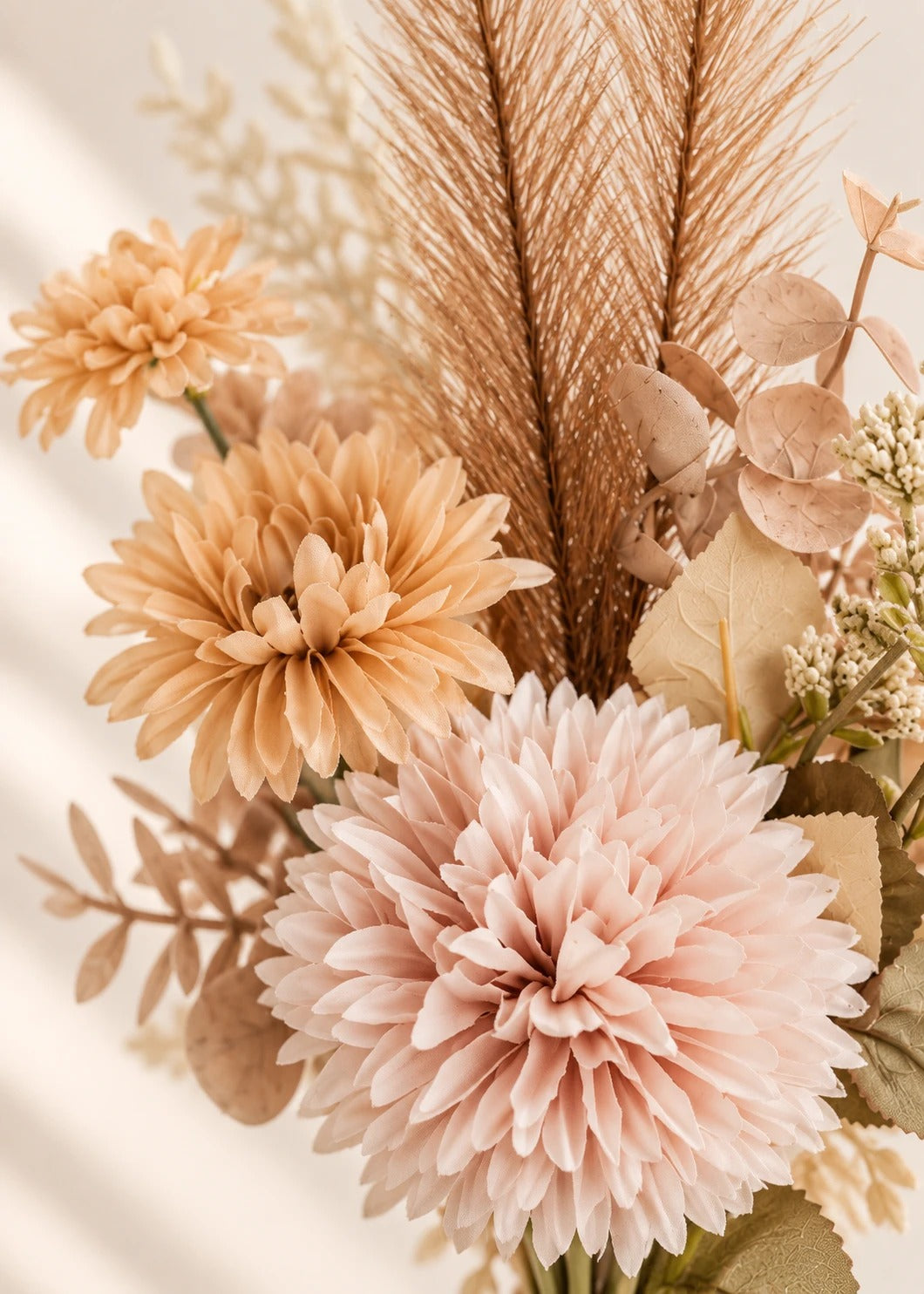 Herbststrauß in Sand – Detail